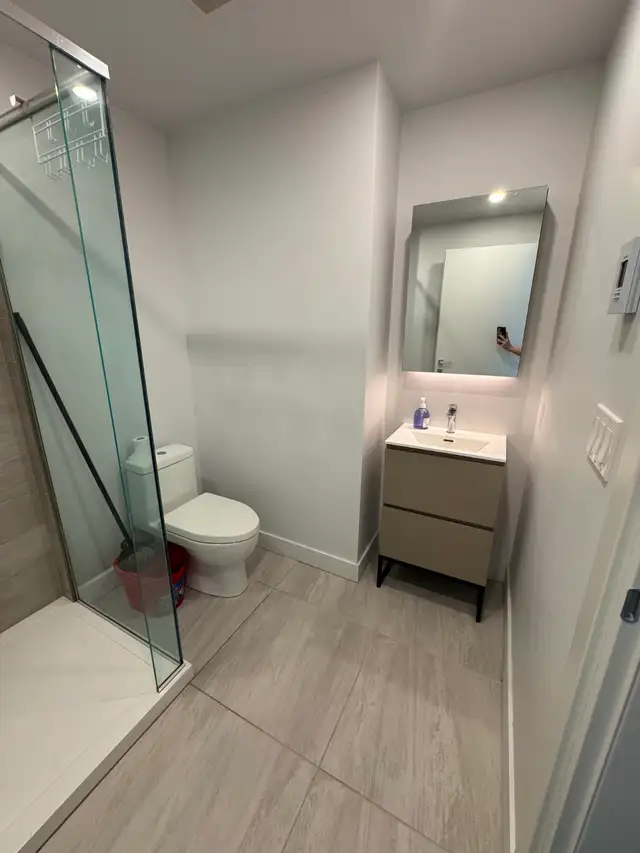 Downtown Montreal Studio – Lease Transfer (Dec 1 – June 30, 2027 | Long ...