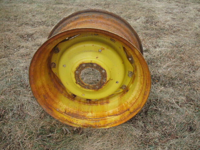 Used Tractor Tires And Used John Deere, Ford, Flexi-Coil  Rims in Farming Equipment in Prince Albert - Image 4