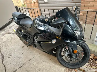 2008 Ninja 250r, 17900km Great bike for beginners. It has been professionally lowered. Sold as is, n...