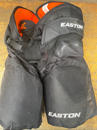 Easton black M5 pants 