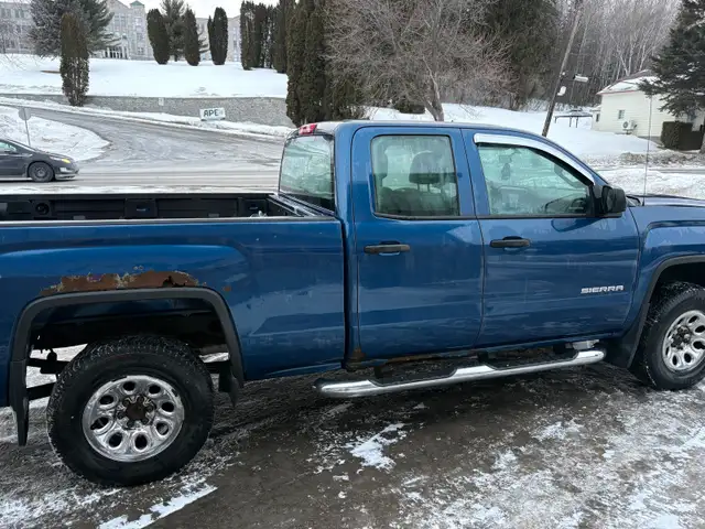 gmc sierra 2015 in Cars & Trucks in Shawinigan - Image 7