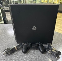 PS4 PRO 1TB System w Black Controller Oshawa / Durham Region Toronto (GTA) Preview