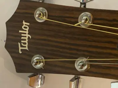 left hand gutiar Taylor, View more