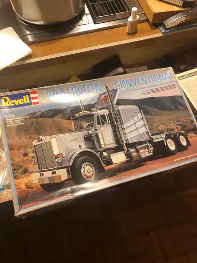 Here is a hard to find Marmon Truck plastic model kit that has been barely started —put out in 1986—...