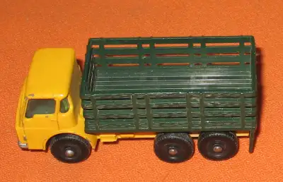 HO Train or Matchbox Lesney Stake Truck #4 Slightly Used almost still like New. Has all its windows...