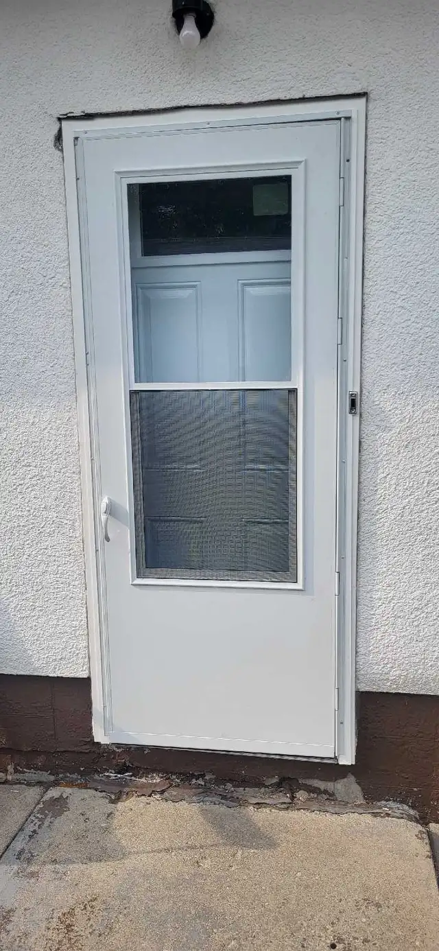 Window and Door Installation 533461907644108804