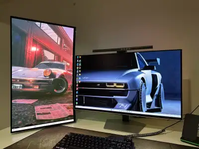LIke new alienware or samsung 32' 4k oled 240hz gaming monitor, View more