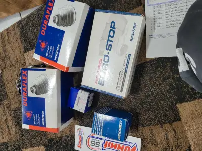 Lots of new parts my son ordered. Not sure whats there. Just look through the pictures. Will accept...