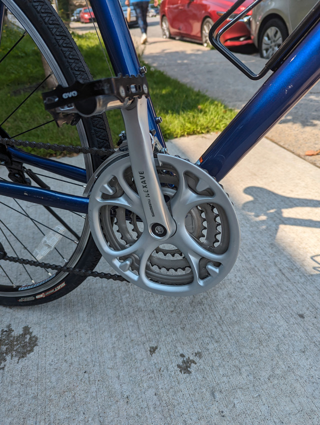 Vélo Hybride dans Randonnée, ville et hybrides  à Ville de Montréal - Image 4
