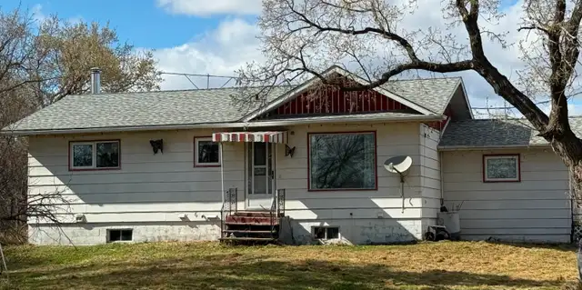 Manitoba-Rural, 3 Bedroom Rural Home To Be Moved Near Glenella