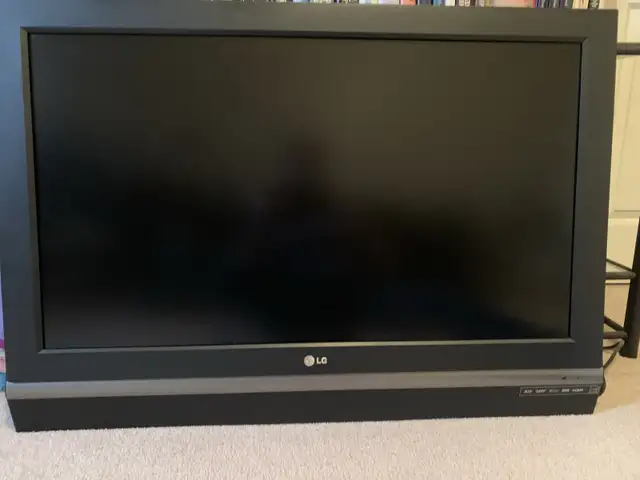 Assorted TVs in TVs in Edmonton - Image 4