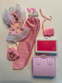 Vintage Barbie Pink/Lace Top/Skirt Set, 2 Suitcases, Accessories