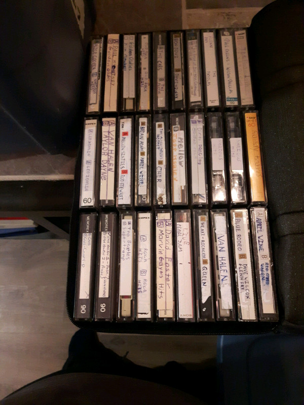 Cassette tapes in CDs, DVDs & Blu-ray in Belleville - Image 3