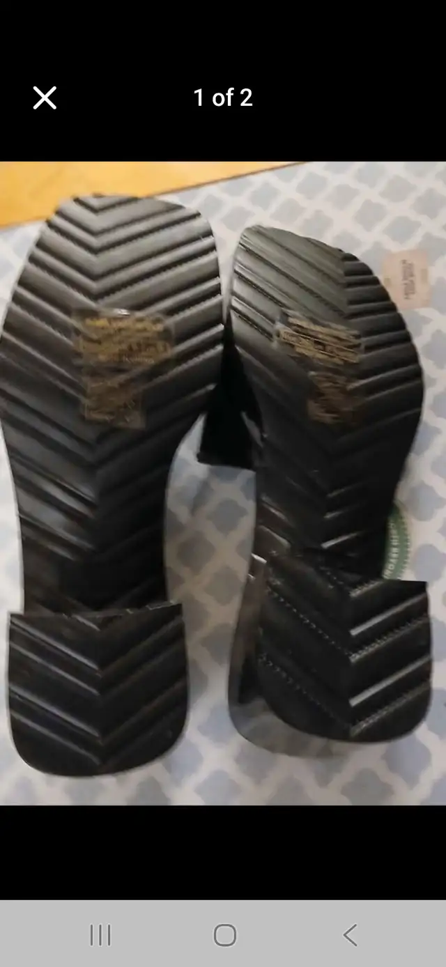 Womens sandals in Women's - Shoes in Barrie - Image 3