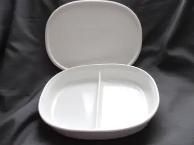 ~ CORNING * WARE ~Oval Divided Casserole ~ 1.8 L ~ French White, View more