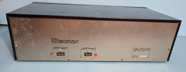 Sony Double Cassette Deck, TC-W255, Untested in Stereo Systems & Home Theatre in Ottawa - Image 3