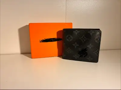 Designer Wallets, View more