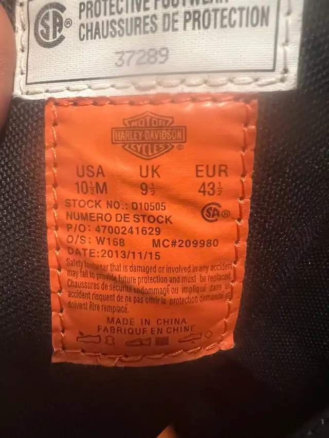 Harley Davidson riding boots in Motorcycle Parts & Accessories in Hamilton - Image 4