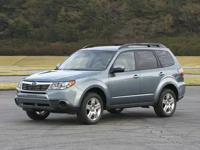 Have the following left over: Fuel tank Tailgate(green with no glass or wiring) Grey carpet Grey roo...