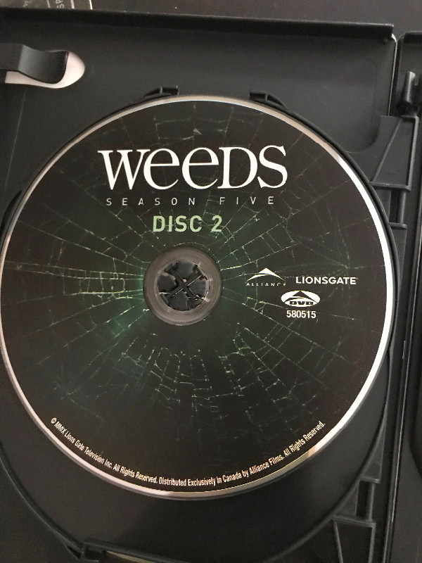 Weeds DVD Season 5 in CDs, DVDs & Blu-ray in Burnaby/New Westminster - Image 3