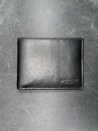 COACH SLIM BILLFOLD WALLET BLACK