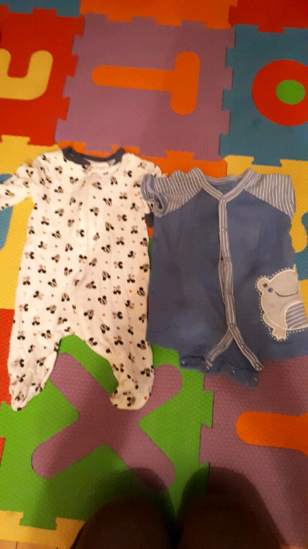 Baby Sleepers (sizes range from 0-6 months) in Clothing - 3-6 Months in Moncton - Image 3