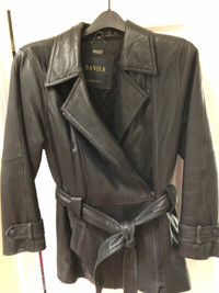 DANIER LADIES LEATHER WINTER COAT $30