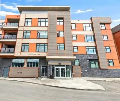 Welcome to River's Reach II Community This 1,347 square feet of luxury living comes with a fully equ...
