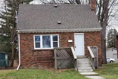 Renovated Open Concept 5 Bedroom Detached Home Suitable For Students at $800/Room or Whole House for...