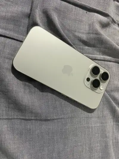 Apple iPhone 16 Pro Unlocked Gold , View more