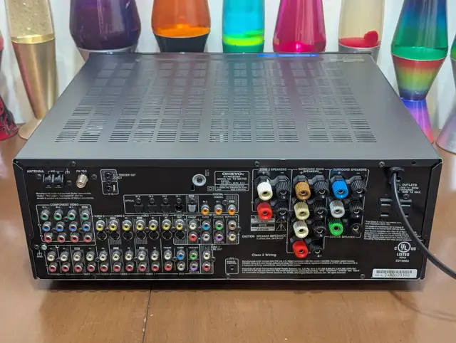 Stereo Receiver Onkyo TX-SR702 7.1 100 Watts / Channel Has Phono in Stereo Systems & Home Theatre in Red Deer - Image 8