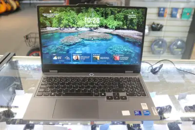 Lenovo LOQ 15IAX9 (15" Intel) Gaming Laptop (#41707-1), View more