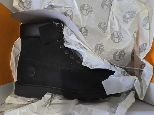 New Black Timberland Boots 8.5 Mens in Men's Shoes in Markham / York Region - Image 2