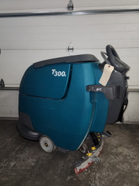 Tennant T 300E Floor Scrubber - Reconditioned to New