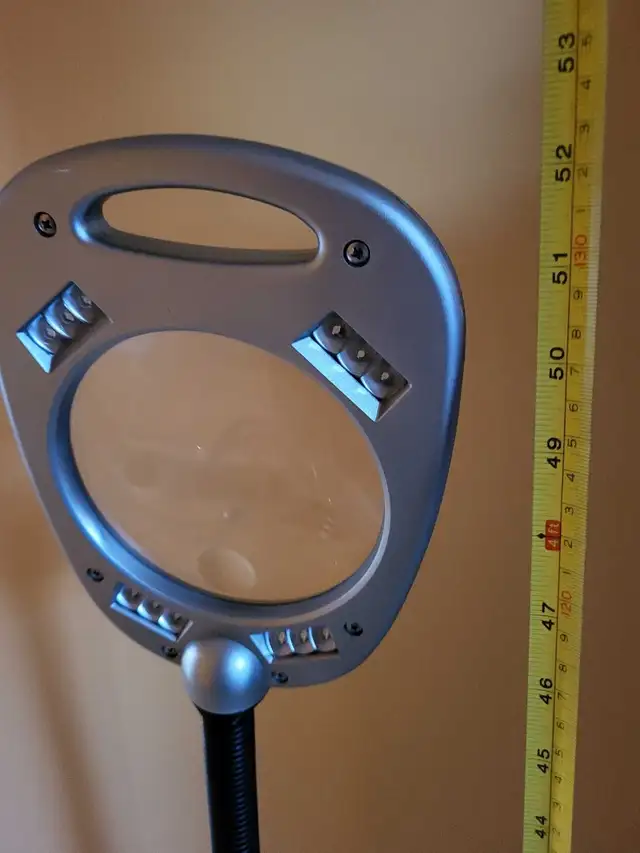 Mighty Bright LED Magnifying Floor Lamp in Indoor Lighting & Fans in Oshawa / Durham Region - Image 4