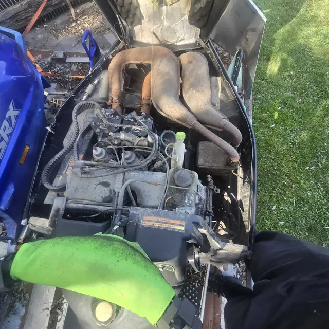 1994 zr700 in Snowmobiles in Sudbury - Image 4