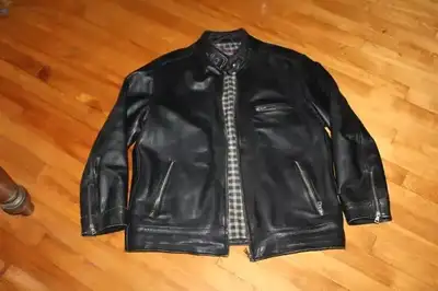 Men Danier Black leather motorcycle jacket XL, View more