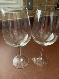 2 new Raulph Lauren wine glasses 