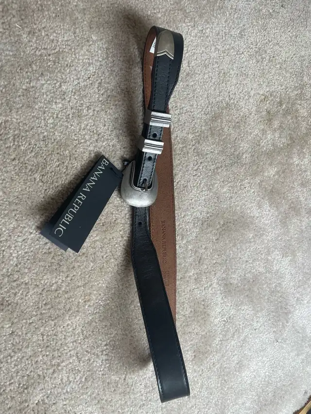 Banana Republic womens belt in Women's - Other in City of Toronto - Image 3