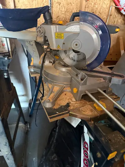 Mastercraft 10 inch compound mitre saw, View more