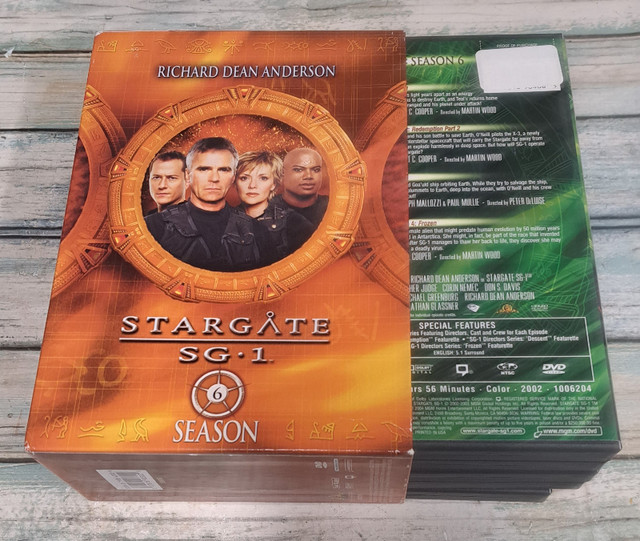 Stargate SG1 S1, S6, S7 et S8 dans CD, DVD et Blu-ray  à Ville de Québec - Image 4