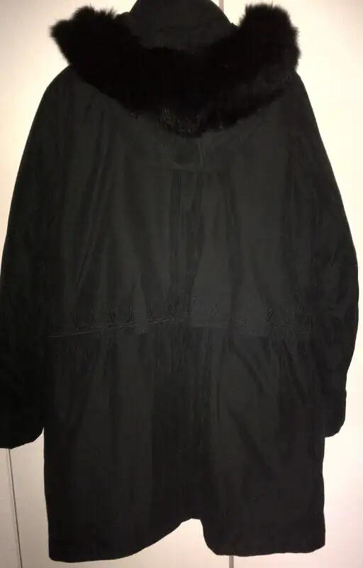 Women' s down filled winter coat / manteau d'hiver in Women's - Tops & Outerwear in Longueuil / South Shore - Image 5