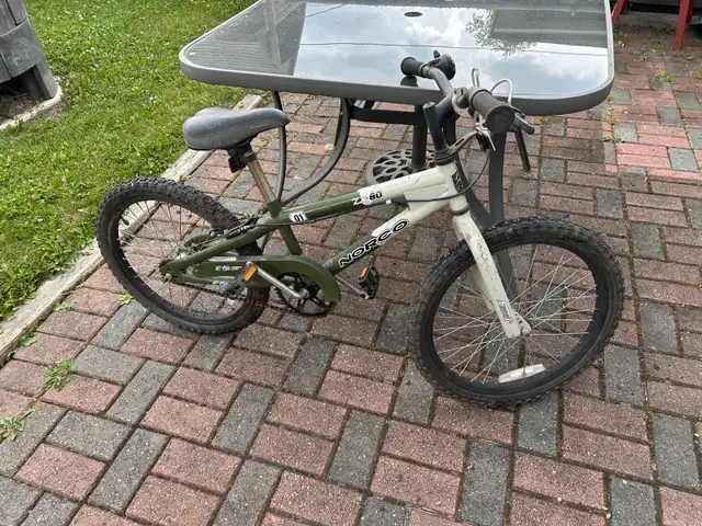 Kids Bike for sale. in Kids in Edmonton - Image 3