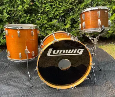 Vintage Ludwig WFL 3 Ply Shells 50s / 60s Player Kit Drum Set 22, View more