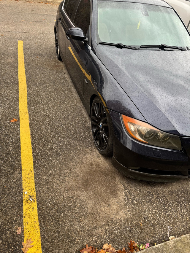 bmw 330xi in Cars & Trucks in Oakville / Halton Region - Image 2