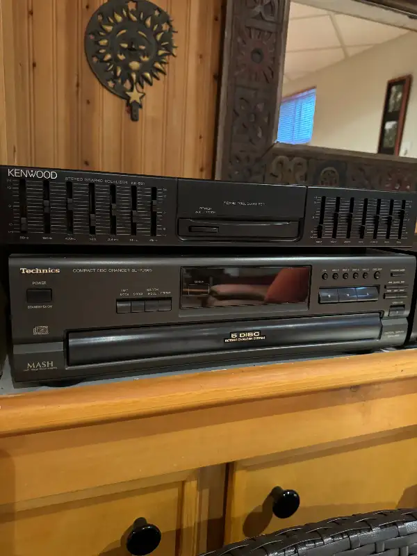 Stereo system - set only in Stereo Systems & Home Theatre in City of Toronto - Image 2