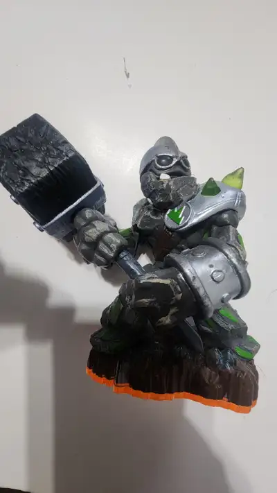 Experience the ultimate gaming adventure with Skylander Spyro's Adventure, Giants, Swap Force: Crush...