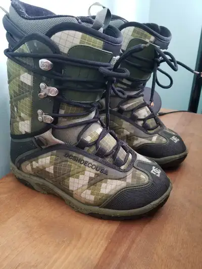 DC Snowboard Boots size 8.5, View more