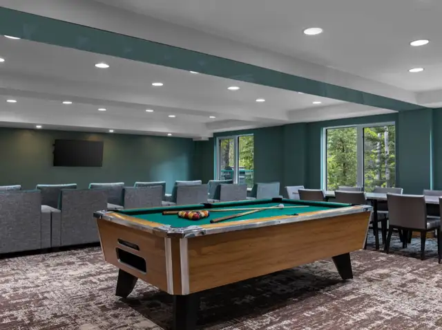 REDUCED $100: WORLDMARK CANMORE- BANFF $795 CDN/WK in Other Countries in Canada - Image 9