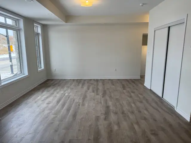 Condo Townhouse for Rent Never Lived In! in Long Term Rentals in Mississauga / Peel Region - Image 5